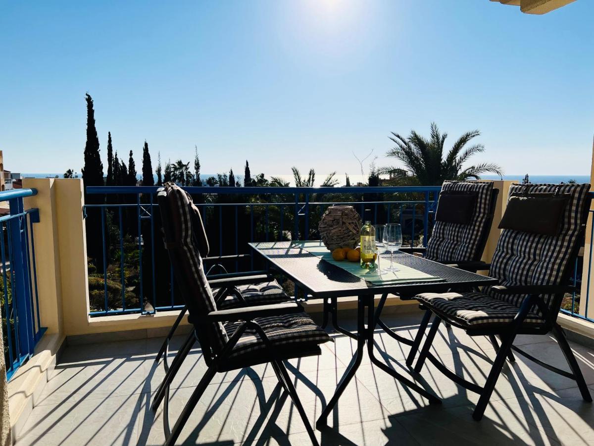 Golden Palms Regina Gardens Appartement Paphos Buitenkant foto